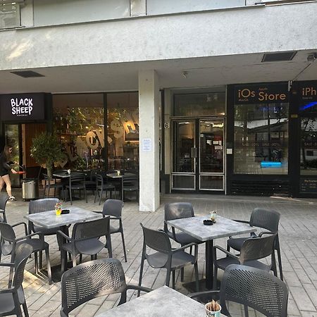 Ruben Apartman City Center Debrecen Eksteriør bilde