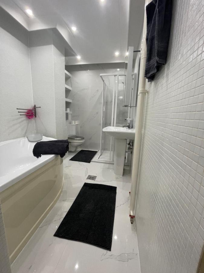 Ruben Apartman City Center Debrecen Eksteriør bilde