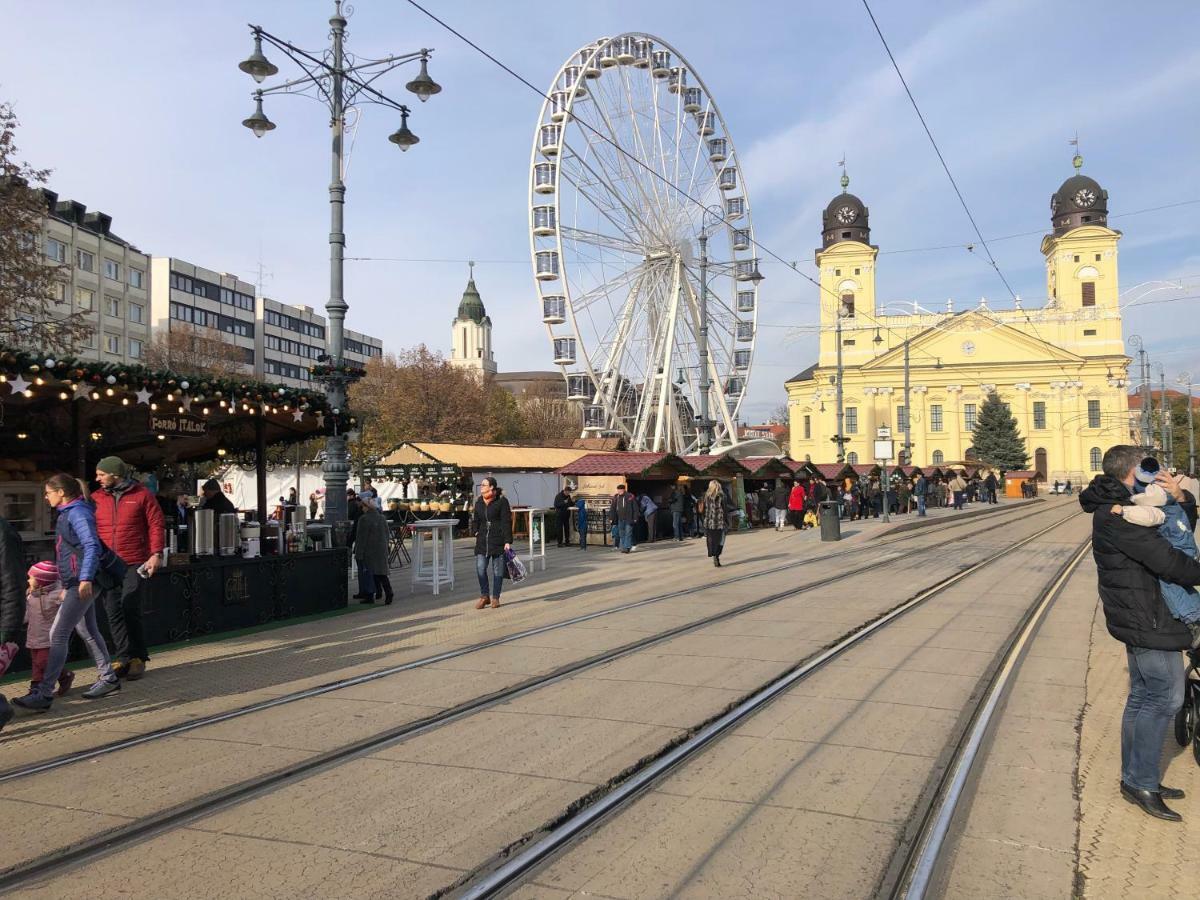 Ruben Apartman City Center Debrecen Eksteriør bilde